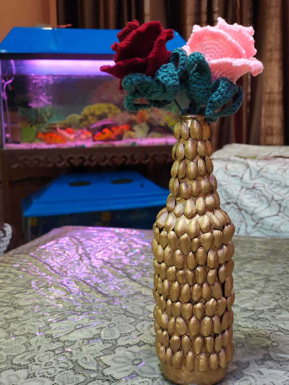 Gold Aura Decor – With Red & Pink Crochet Roses