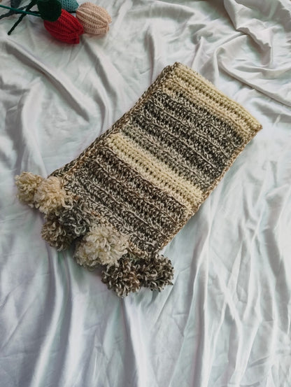 PomPom Hug Muffler