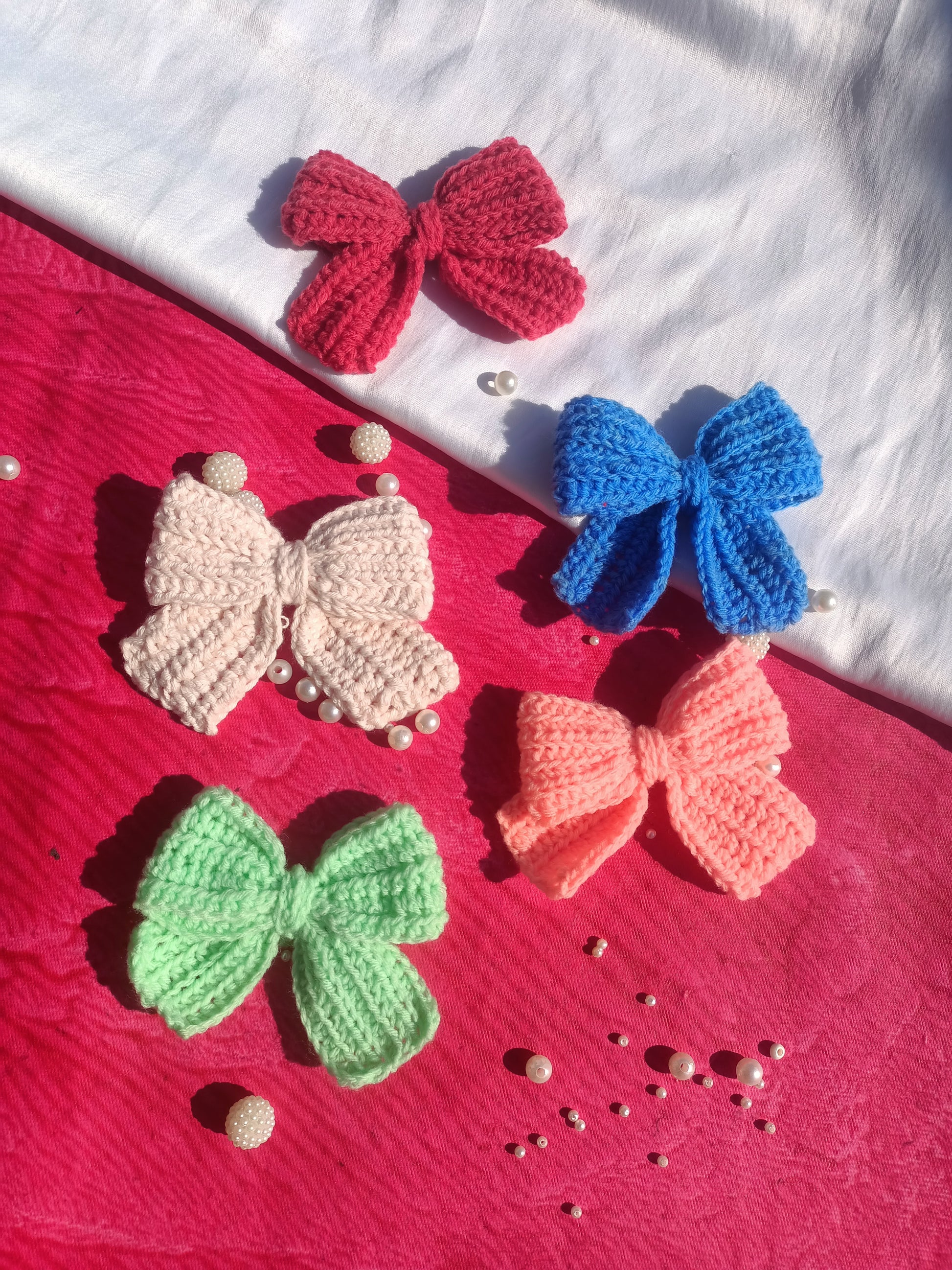 Crochet bow hair clips